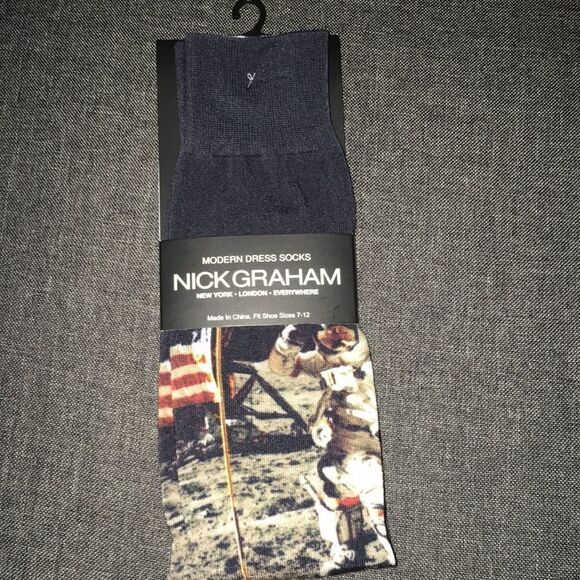New last pair astronaut 👩‍🚀Nick Graham Lunar Landing on Moon USA Flag socks - Picture 1 of 1